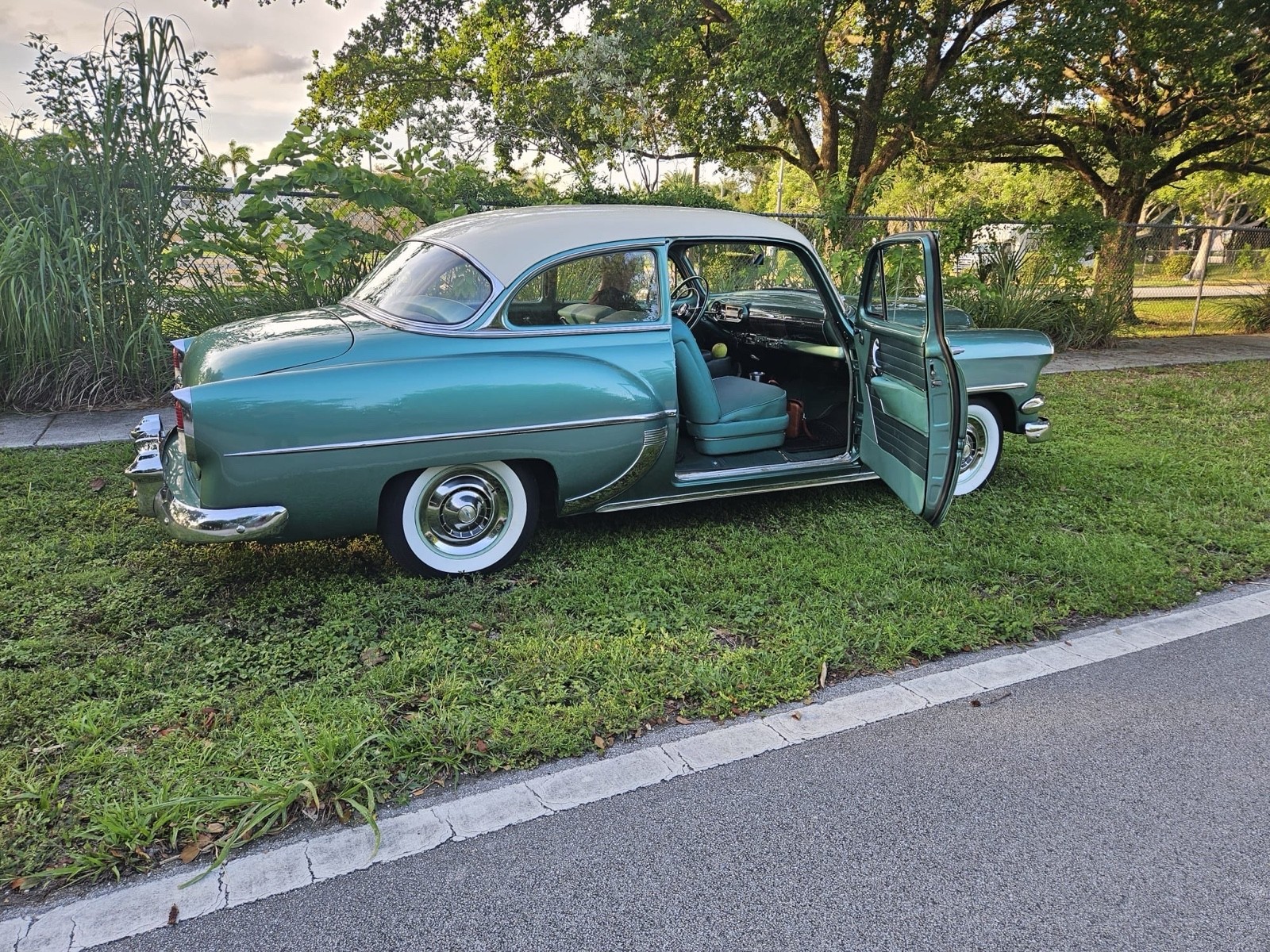 Chevrolet-210-1954-Coupe-2