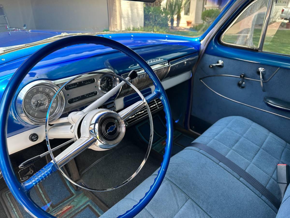 Chevrolet-210-1954-blue-12