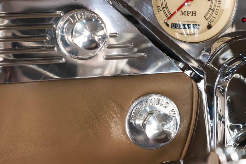 Chevrolet-210-1955-Burgundy-Tan-Leather-29