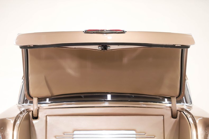 Chevrolet-210-1955-Burgundy-Tan-Leather-45