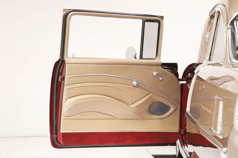Chevrolet-210-1955-Burgundy-Tan-Leather-6