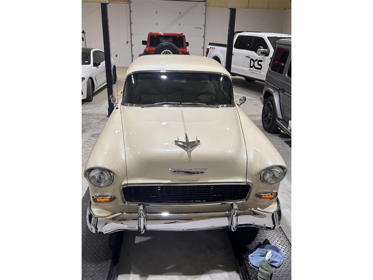 Chevrolet-210-1955-Cream-Pearl-Cream-11