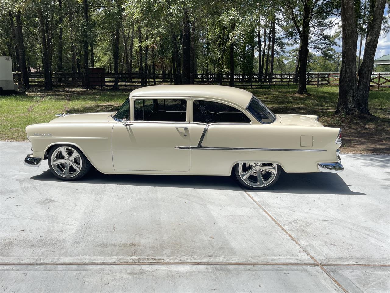 Chevrolet-210-1955-Cream-Pearl-Cream-17