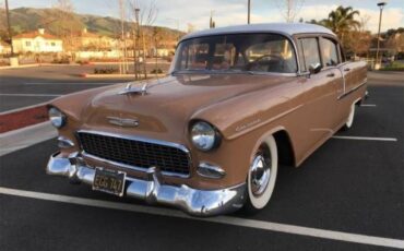 Chevrolet-210-1955-Cream-Soda-Tan-2