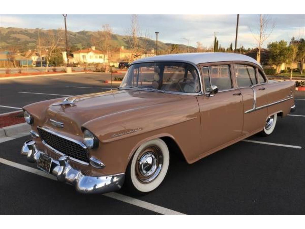 Chevrolet-210-1955-Cream-Soda-Tan-3