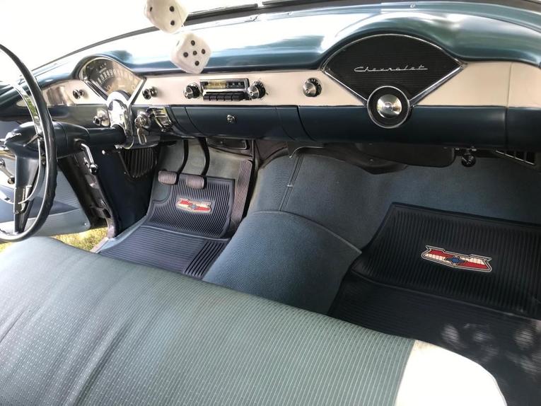 Chevrolet-210-1955-Gray-Blue-11