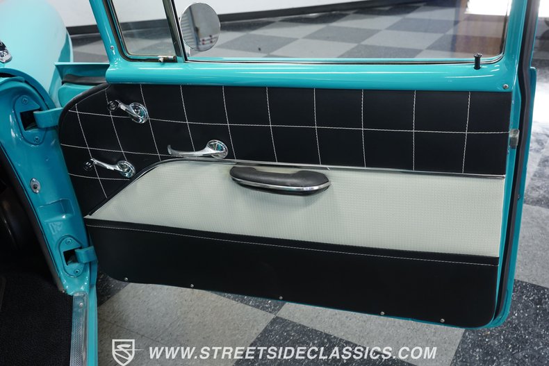 Chevrolet-210-1955-Neptune-Green-BlackWhite-18