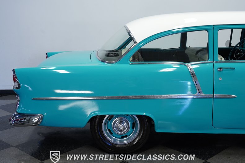 Chevrolet-210-1955-Neptune-Green-BlackWhite-34