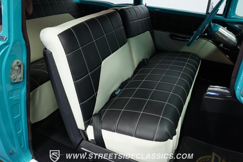 Chevrolet-210-1955-Neptune-Green-BlackWhite-47