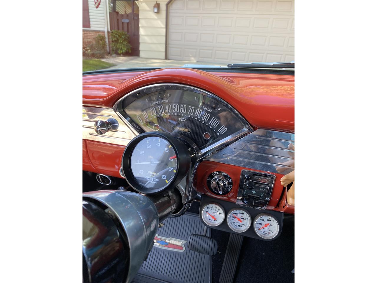 Chevrolet-210-1955-RubyRed-India-Ivory-Black-18