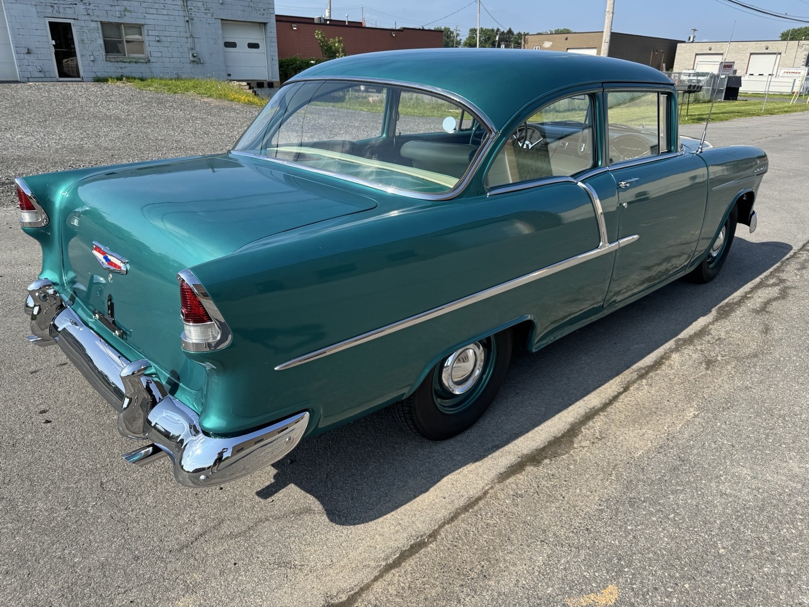 Chevrolet-210-1955-Sedan-21