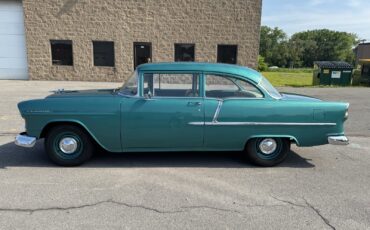 Chevrolet-210-1955-Sedan-33