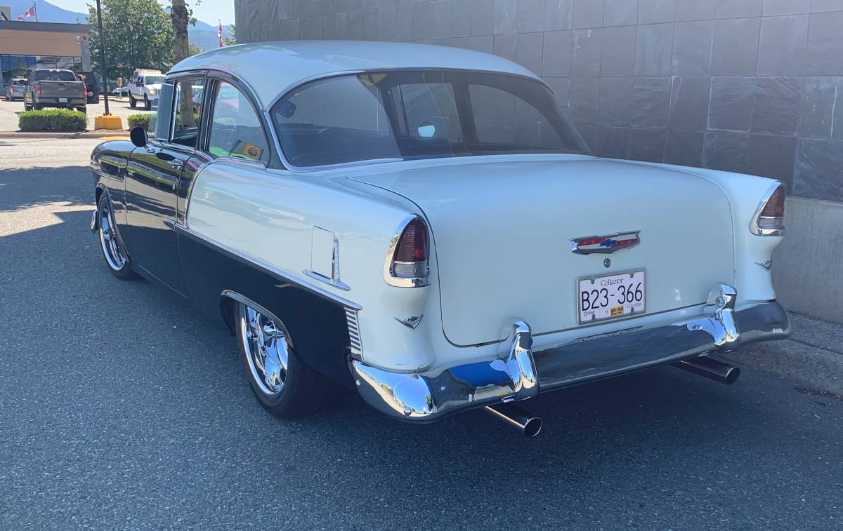 Chevrolet-210-1955-black-4