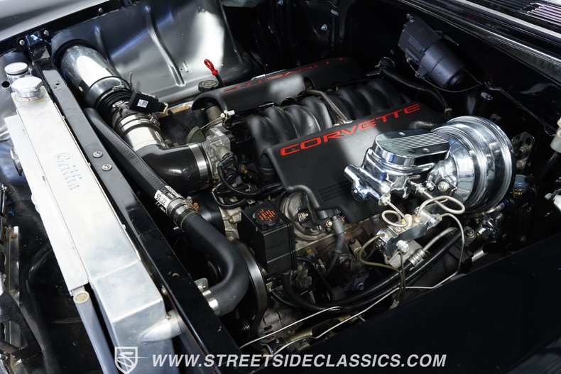 Chevrolet-210-1956-Black-Gray-35