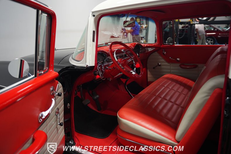 Chevrolet-210-1956-Black-Red-2