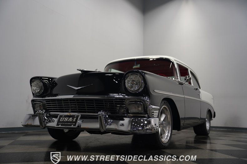 Chevrolet-210-1956-Black-Red-25