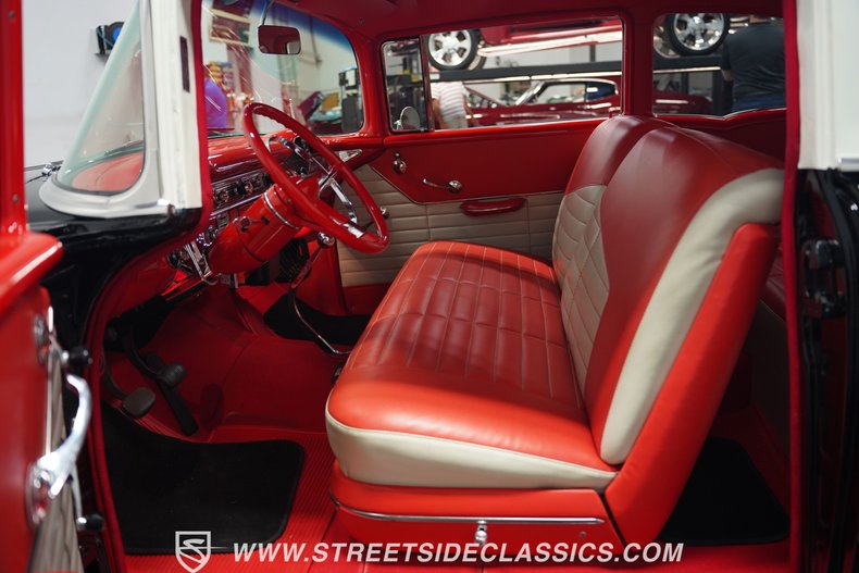 Chevrolet-210-1956-Black-Red-41