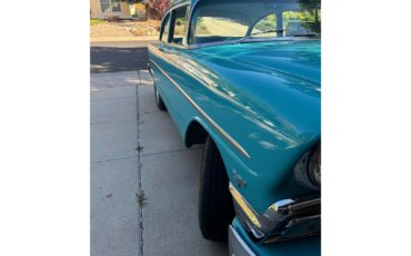 Chevrolet-210-1956-Tropical-Turquoise-whiteturquoise-12