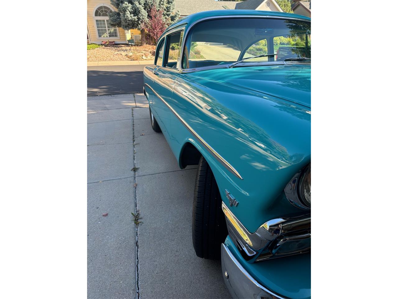Chevrolet-210-1956-Tropical-Turquoise-whiteturquoise-12
