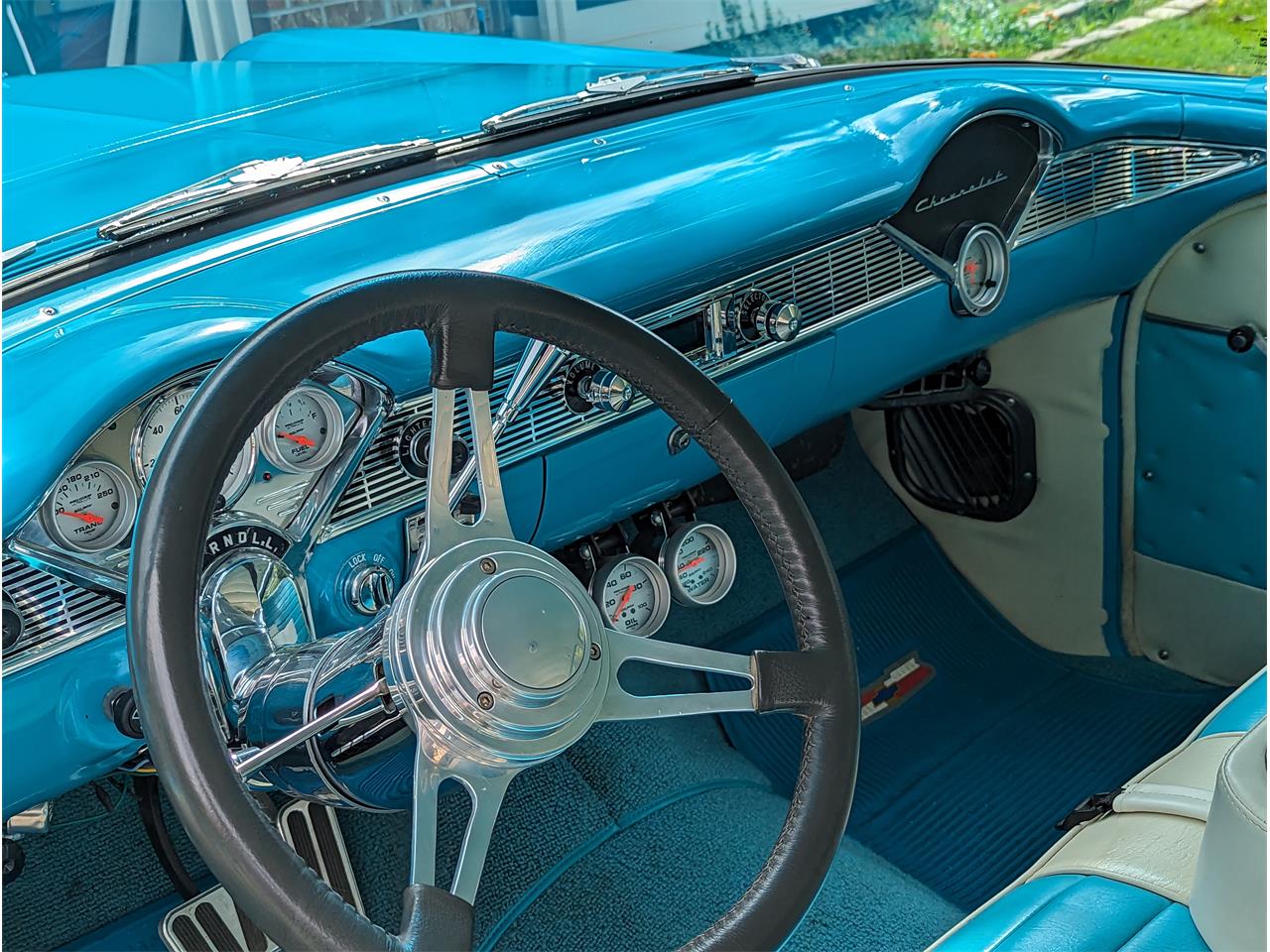 Chevrolet-210-1956-Tropical-Turquoise-whiteturquoise-13