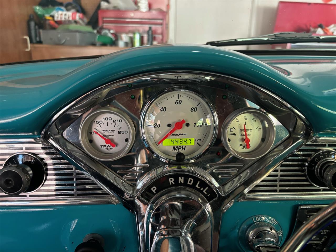Chevrolet-210-1956-Tropical-Turquoise-whiteturquoise-17