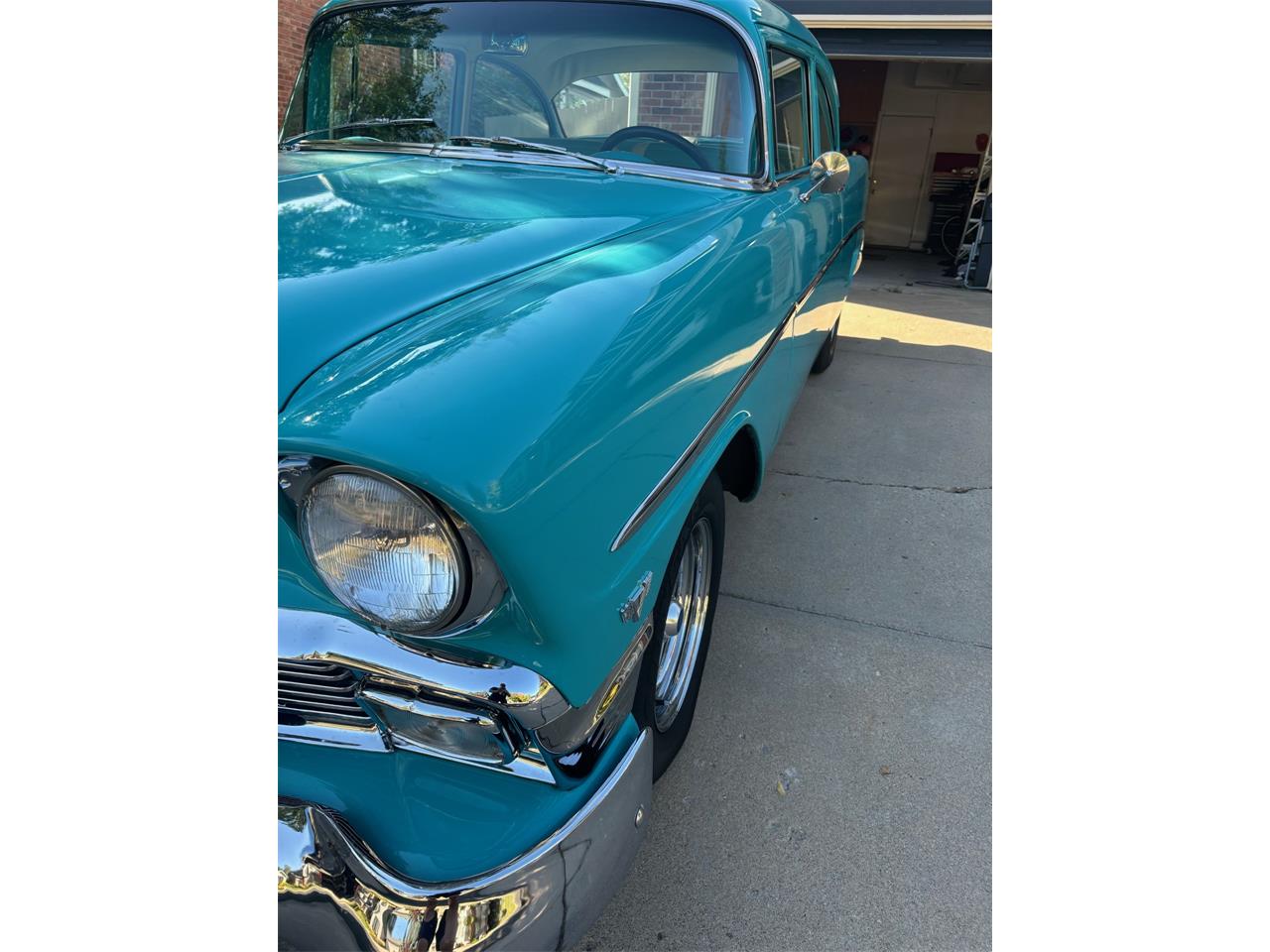 Chevrolet-210-1956-Tropical-Turquoise-whiteturquoise-2