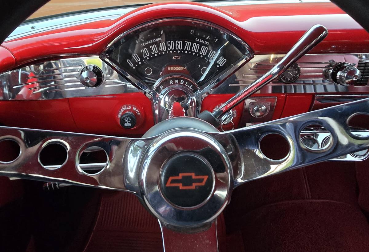 Chevrolet-210-1956-red-15