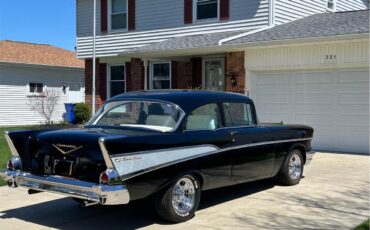 Chevrolet-210-1957-Black-White-and-Black-10