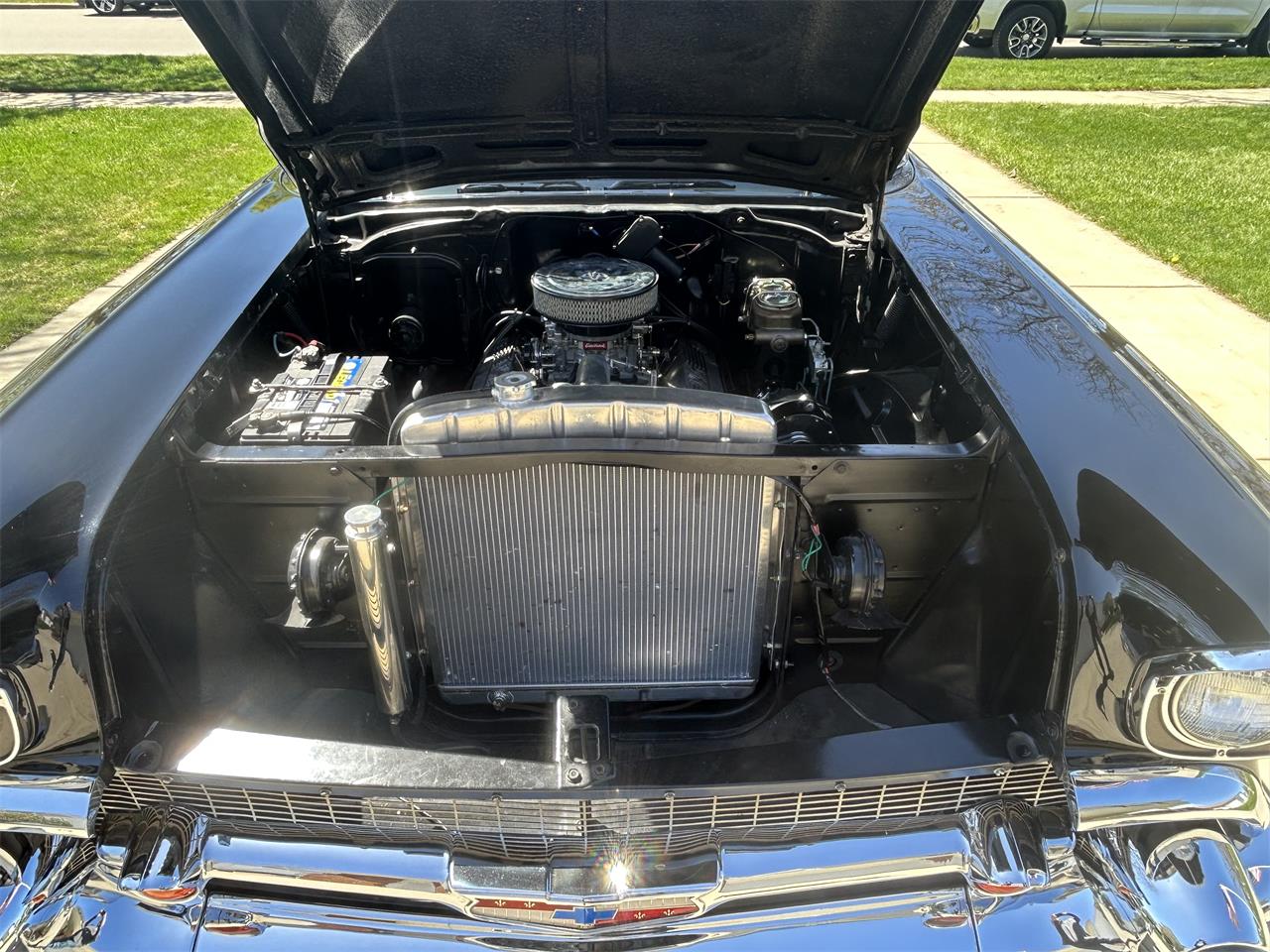 Chevrolet-210-1957-Black-White-and-Black-22
