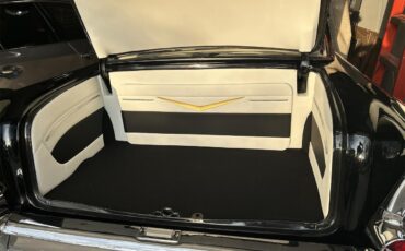 Chevrolet-210-1957-Black-White-and-Black-6