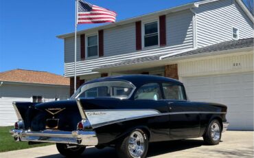 Chevrolet-210-1957-Black-White-and-Black-9