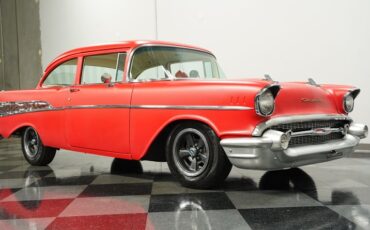 Chevrolet-210-1957-Flat-Red-Charcoal-25