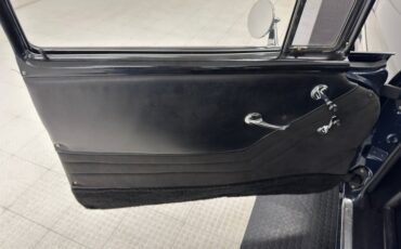 Chevrolet-210-1957-Navy-Blue-Metallic-Black-26