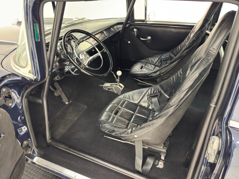 Chevrolet-210-1957-Navy-Blue-Metallic-Black-29