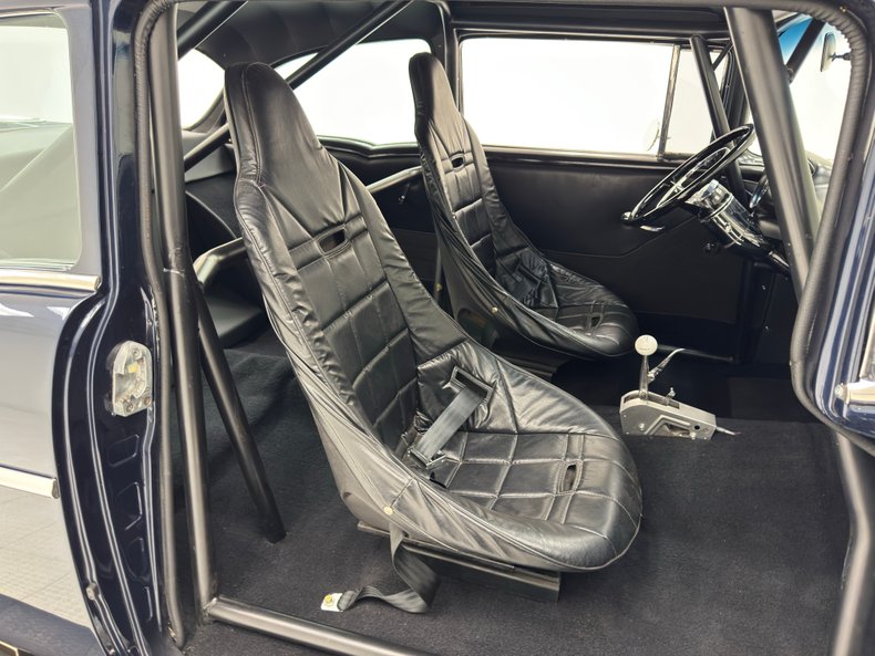 Chevrolet-210-1957-Navy-Blue-Metallic-Black-31