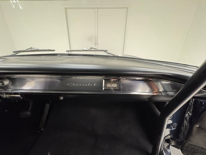 Chevrolet-210-1957-Navy-Blue-Metallic-Black-37