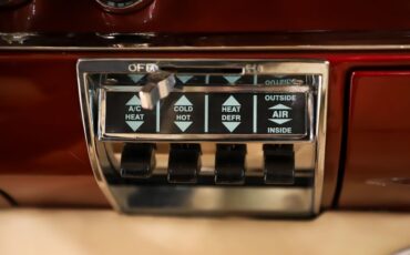 Chevrolet-210-1957-Patriot-Red-Pearl-Tan-26