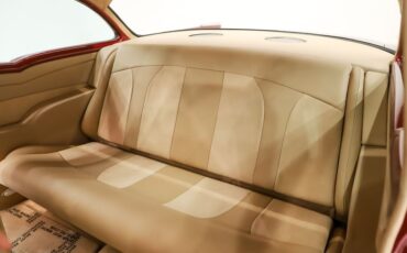 Chevrolet-210-1957-Patriot-Red-Pearl-Tan-9