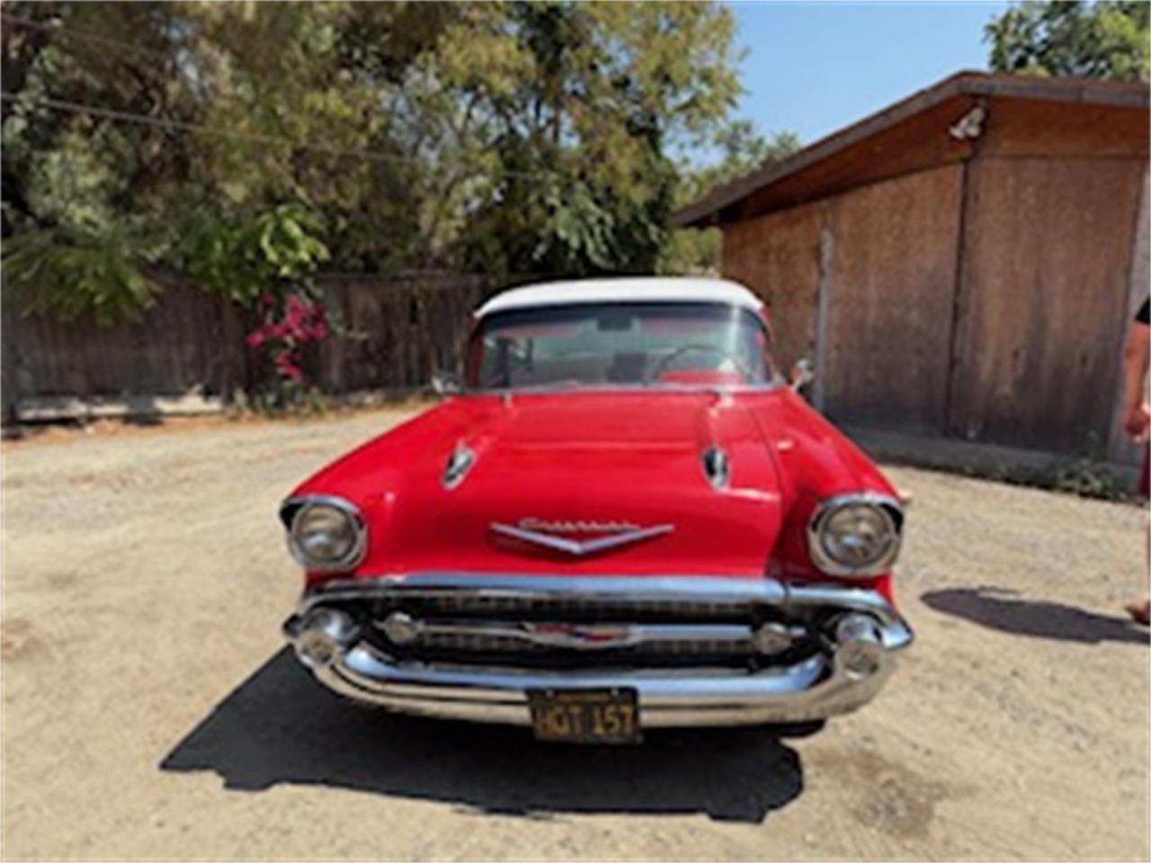 Chevrolet-210-1957-Red-Red-and-White-1