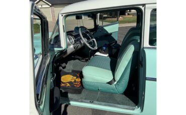 Chevrolet-210-1957-Sea-Foam-Green-Green-17
