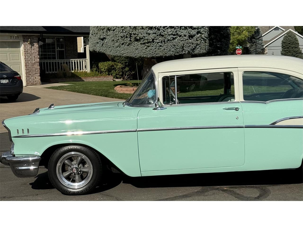 Chevrolet-210-1957-Sea-Foam-Green-Green-2