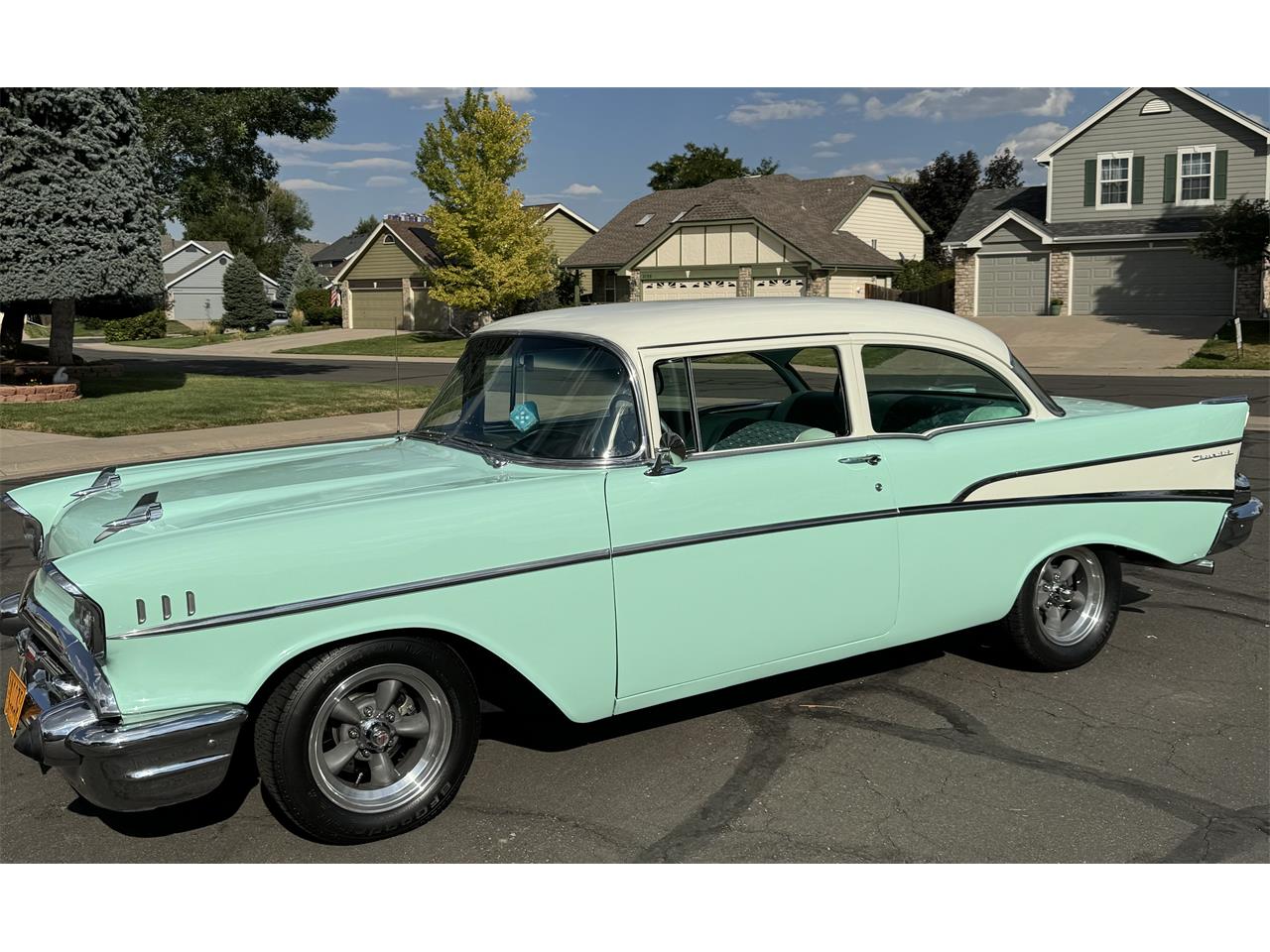 Chevrolet-210-1957-Sea-Foam-Green-Green-24