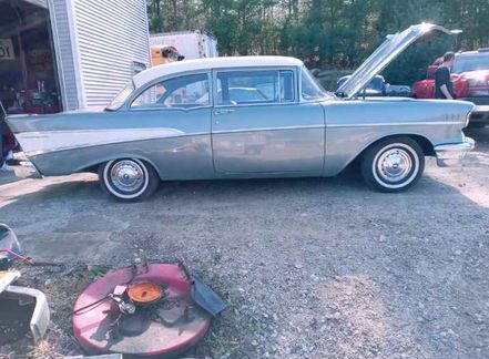 Chevrolet-210-1957-Silver-Silver-2