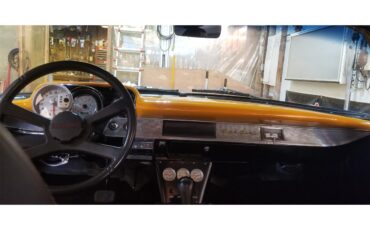 Chevrolet-210-1957-YELLOW-Black-4