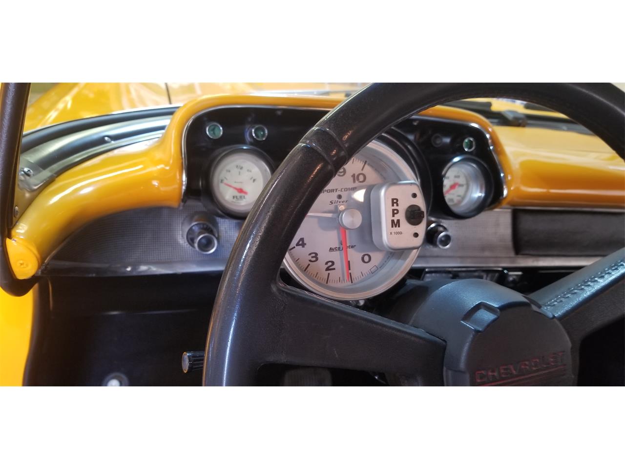 Chevrolet-210-1957-YELLOW-Black-5