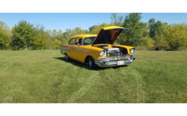 Chevrolet-210-1957-YELLOW-Black-8