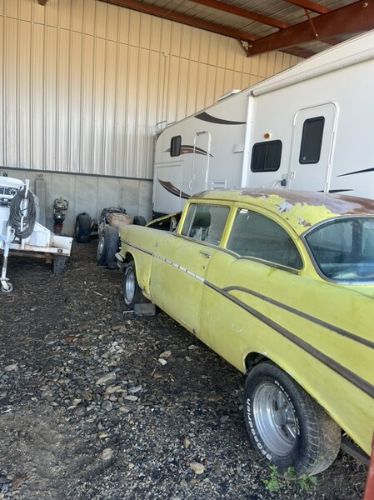 Chevrolet-210-1957-Yellow-Black-8