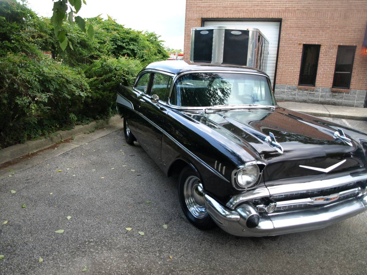 Chevrolet-210-1957-brown-6