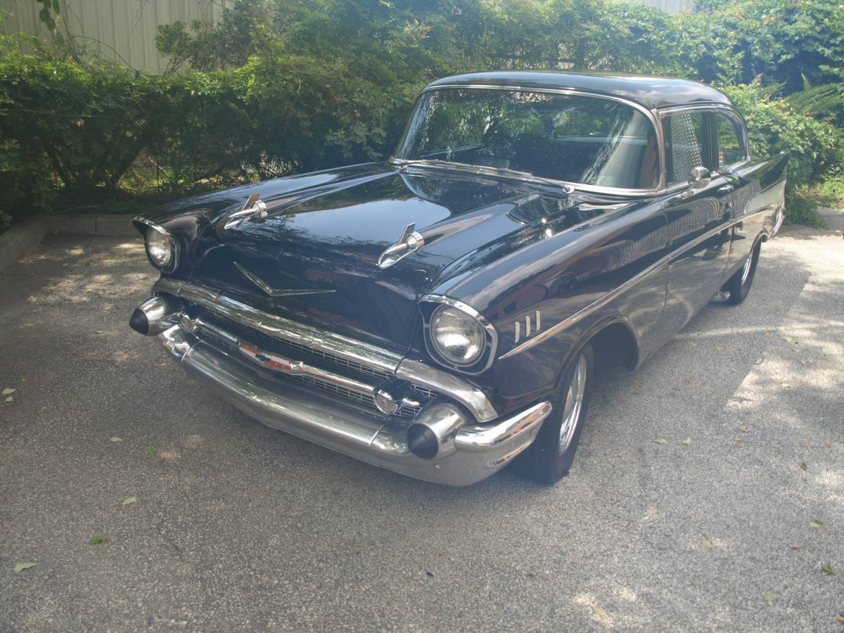 Chevrolet-210-1957-brown-7