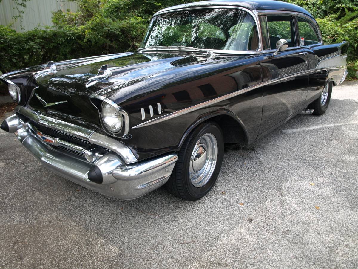 Chevrolet-210-1957-brown-9